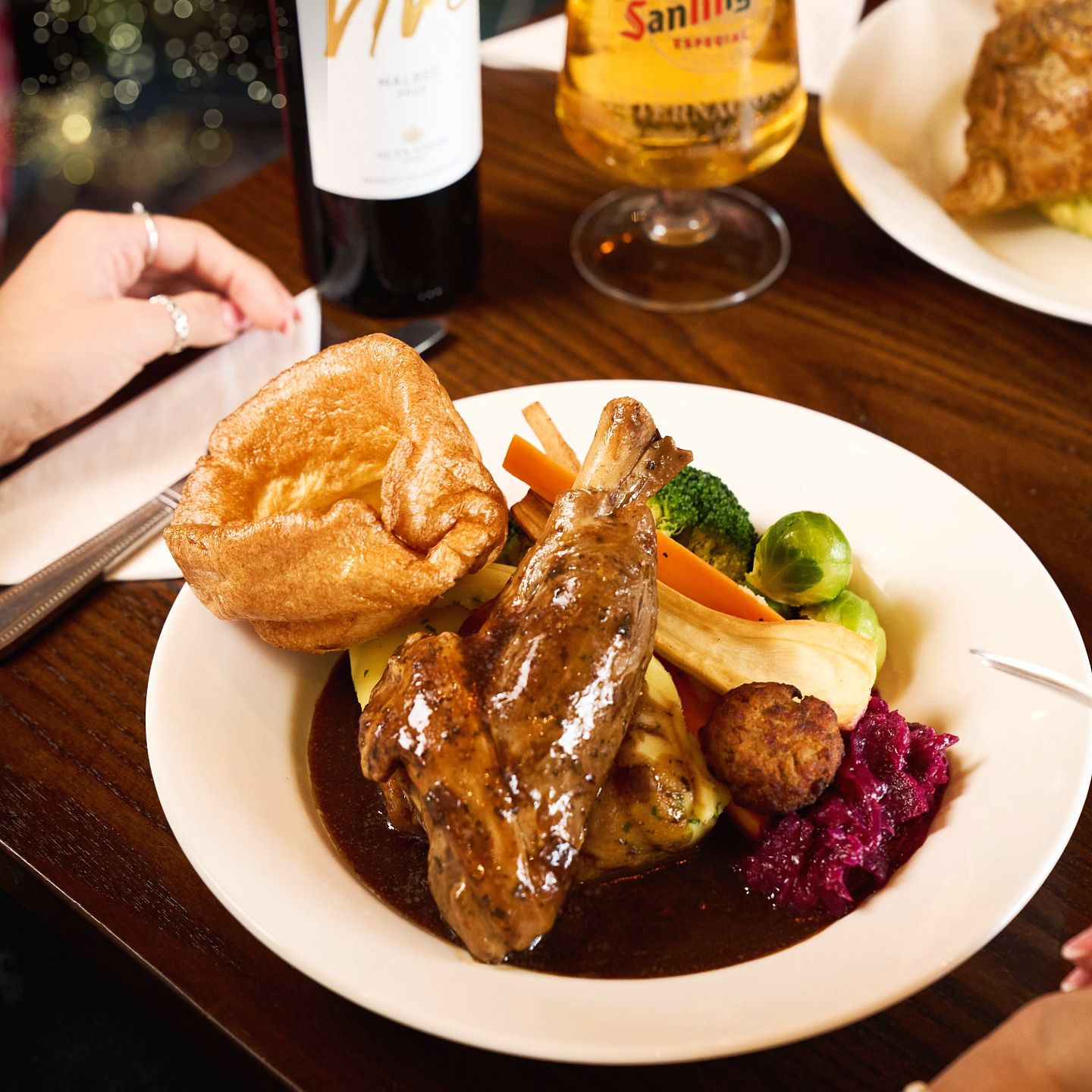 Christmas Day 2025 Lunch, Dinner & Dining at The Dragonfly in Basingstoke